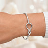 Pulsera rígida Pandora en plata 925 Nudo Infinito