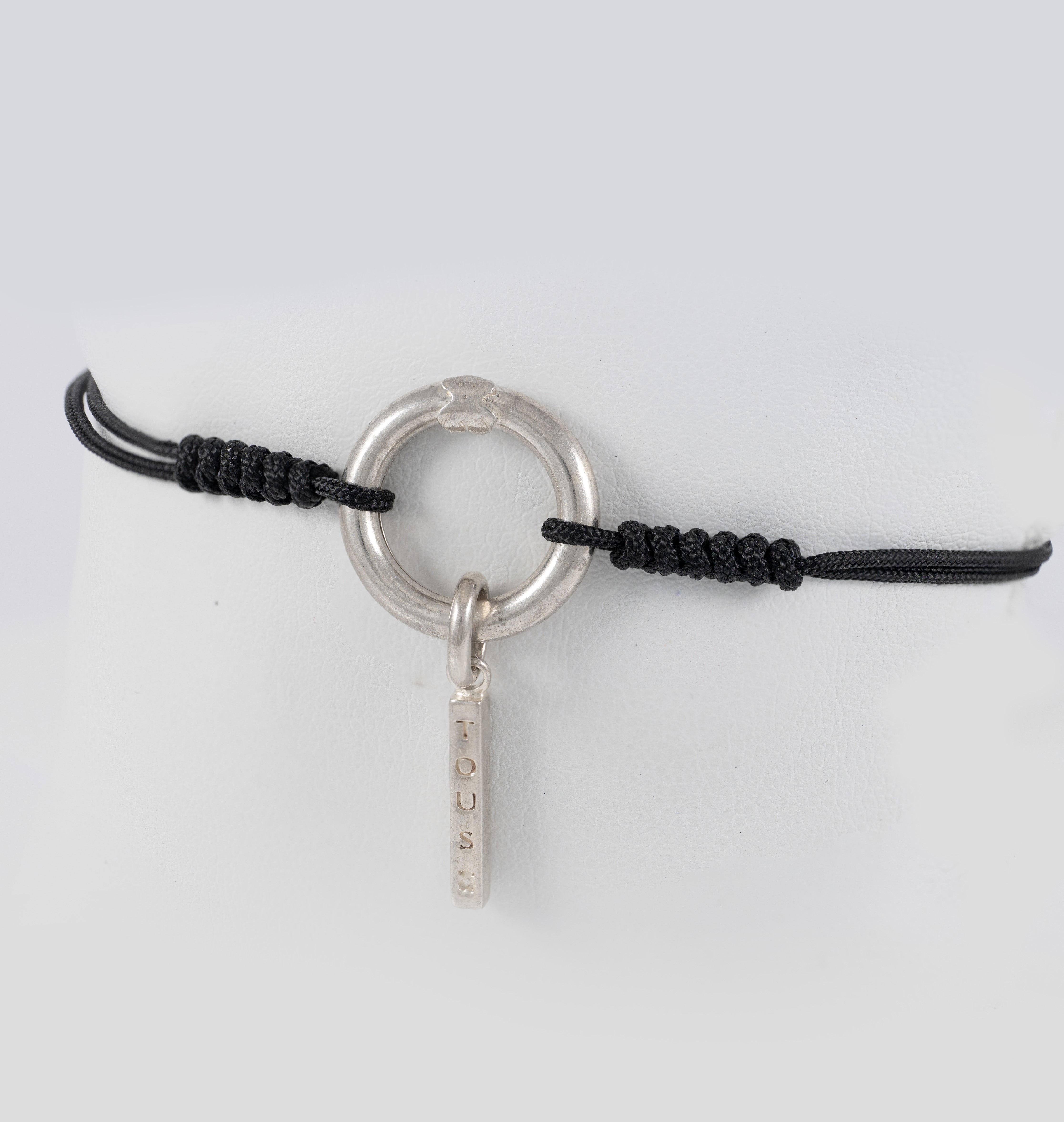 Pulsera Tous Hold en Plata 925 y cordón negro
