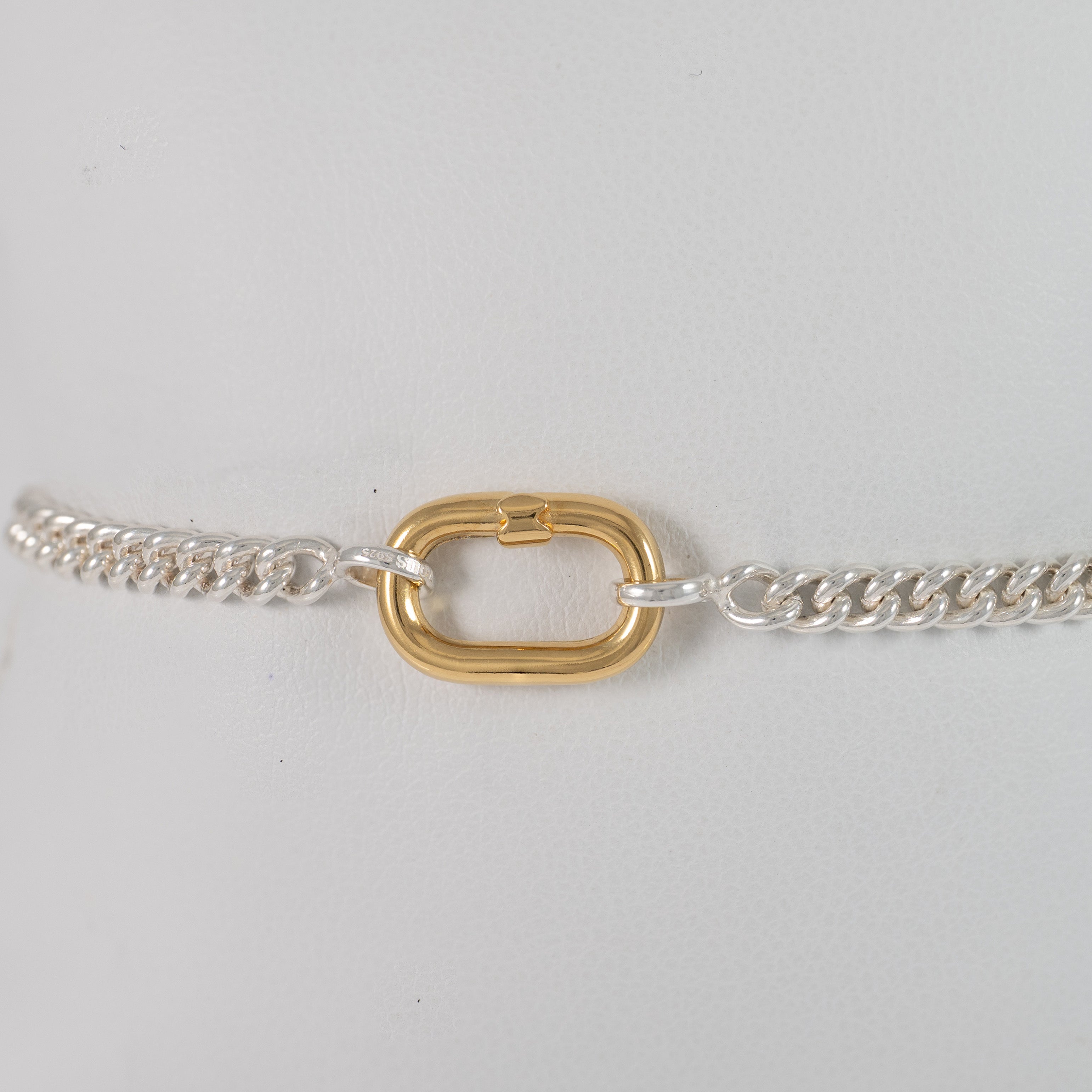 Pulsera Tous de Plata 925 con anilla Hold Oval