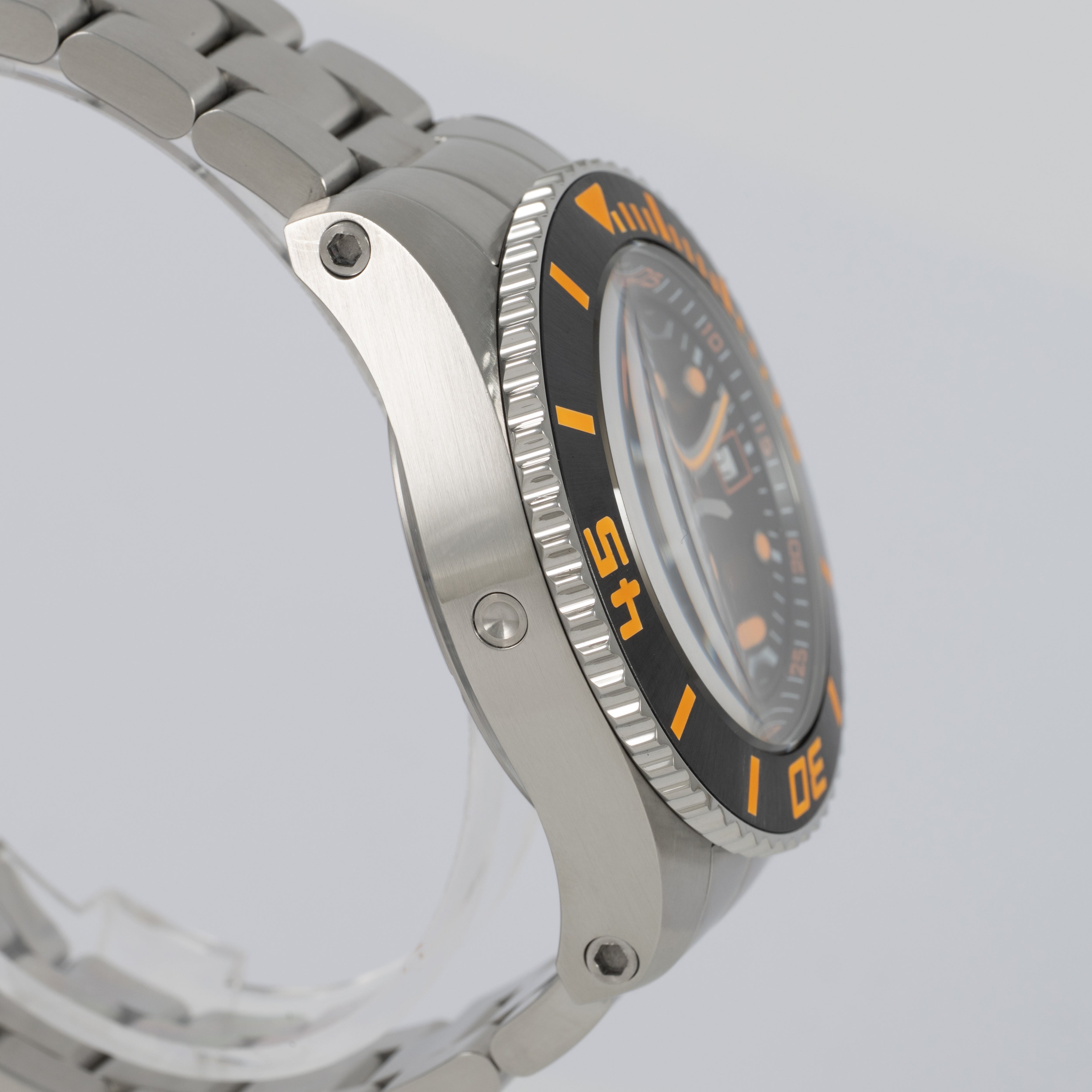 Bernhard H. Mayer Wave Breaker Ref: 41701.738.6