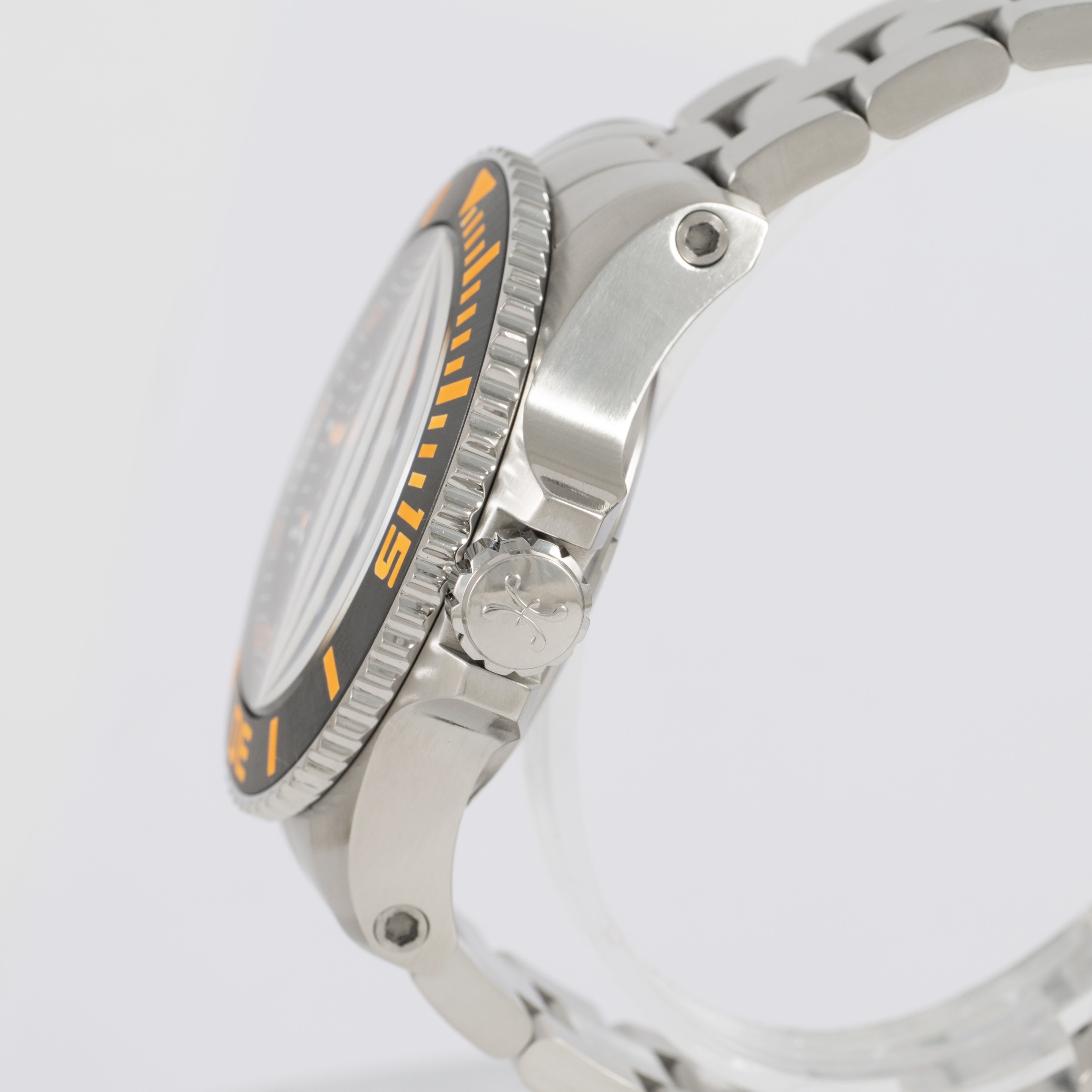 Bernhard H. Mayer Wave Breaker Ref: 41701.738.6