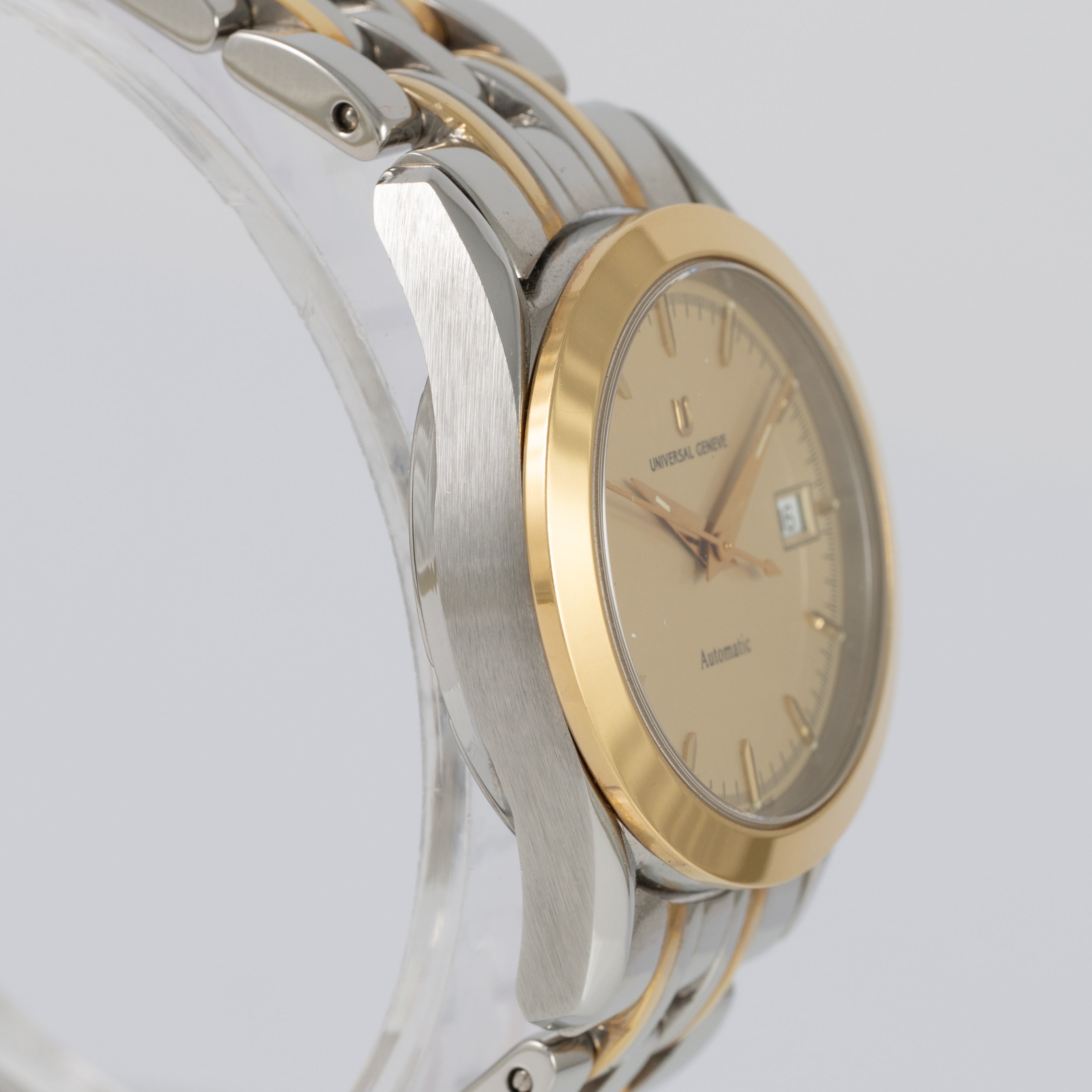 Universal Geneve Automatic Steel and Gold Bezel Ref: 260.671