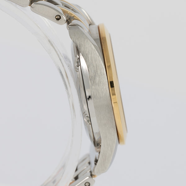 Universal Geneve Automatic Steel and Gold Bezel Ref: 260.671