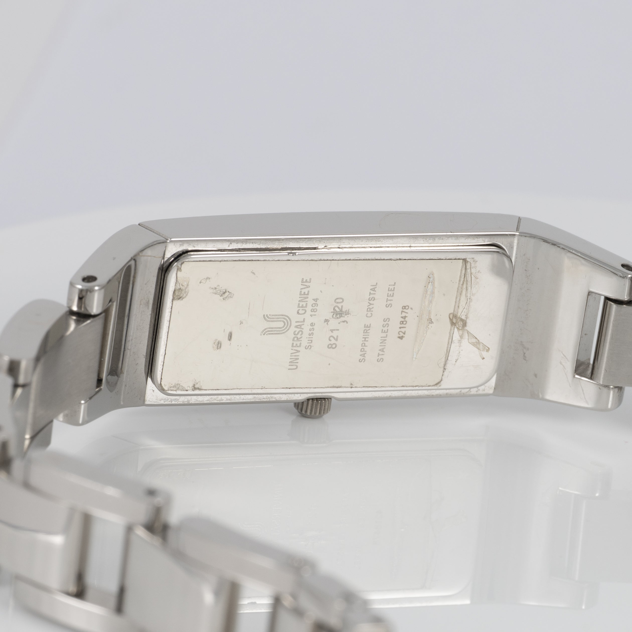Universal Geneve Quartz Ladies Diamonds Ref: 821.620