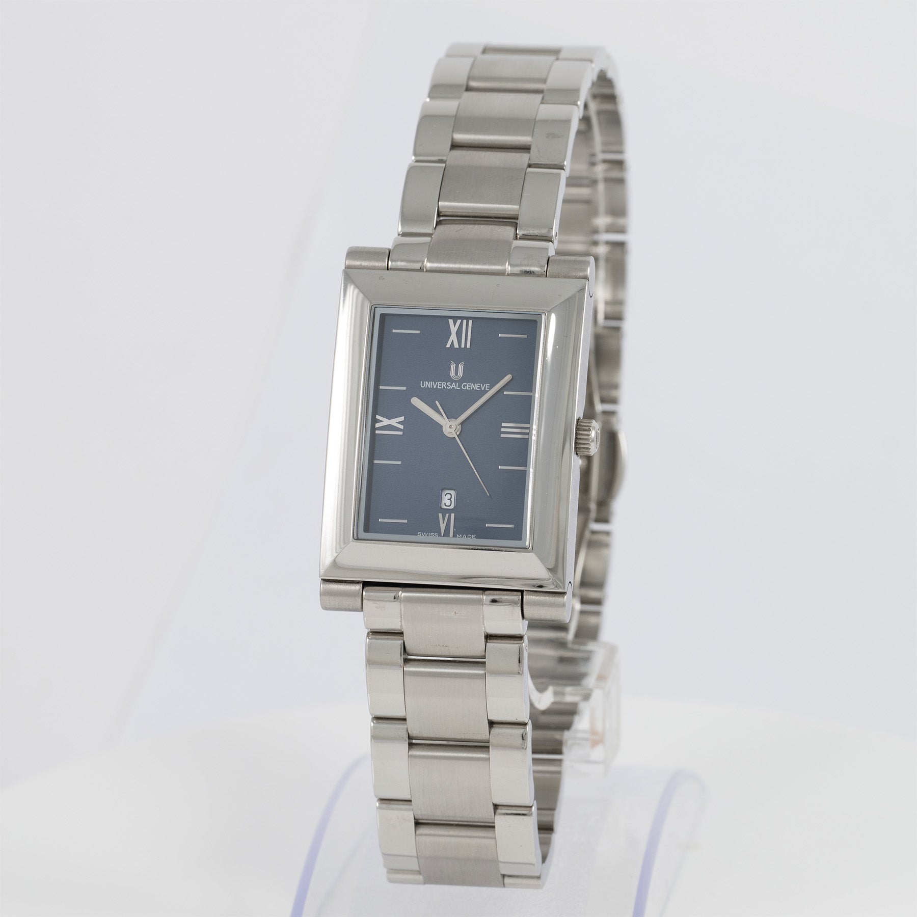 Universal Geneve Quartz Steel Blue Dial Ref: 845.225