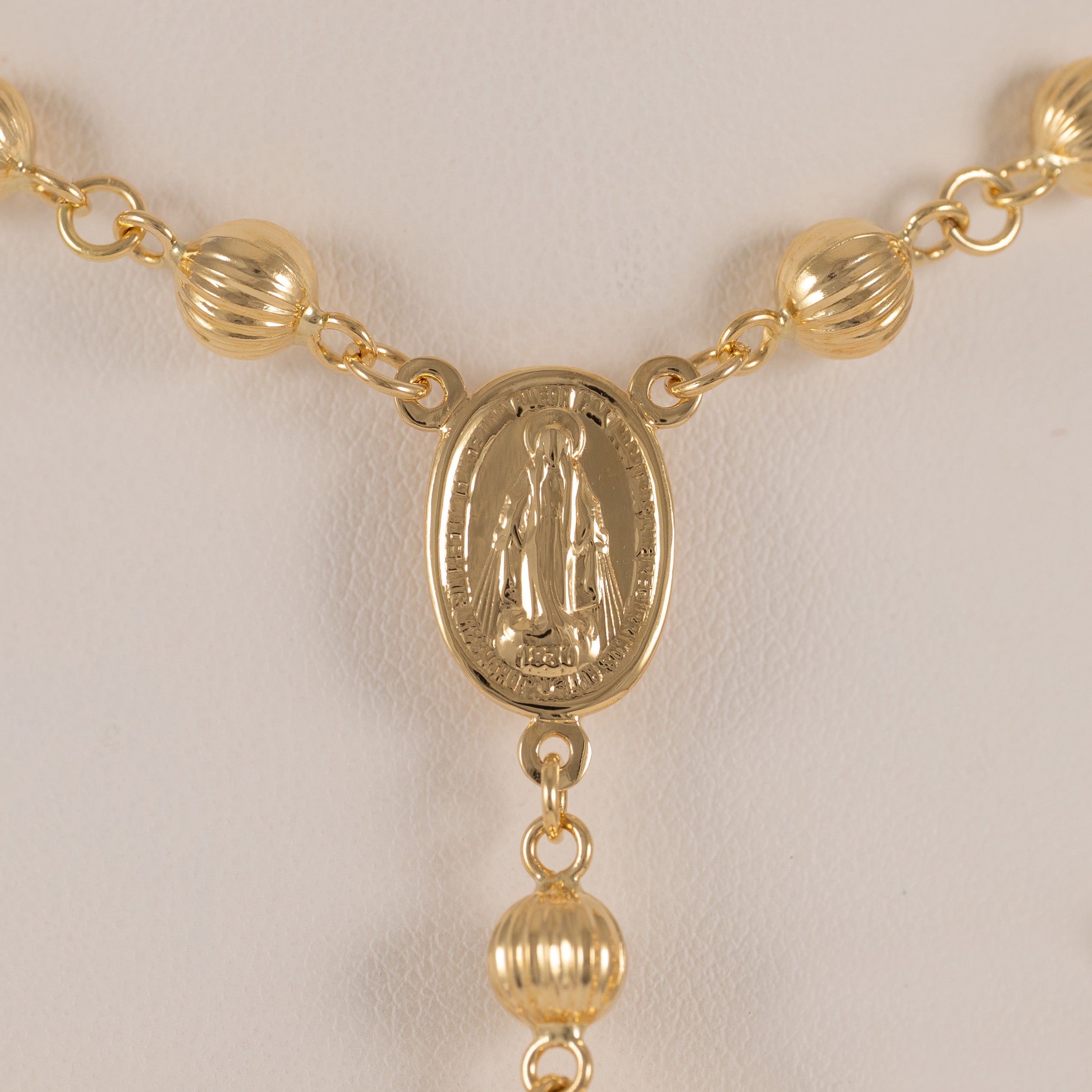 Rosario de oro 18k 750