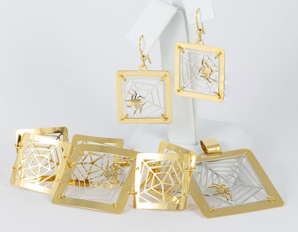 Conjunto pulsera, colgante y pendientes en oro amarillo y blanco 18k - Mayka Jewels